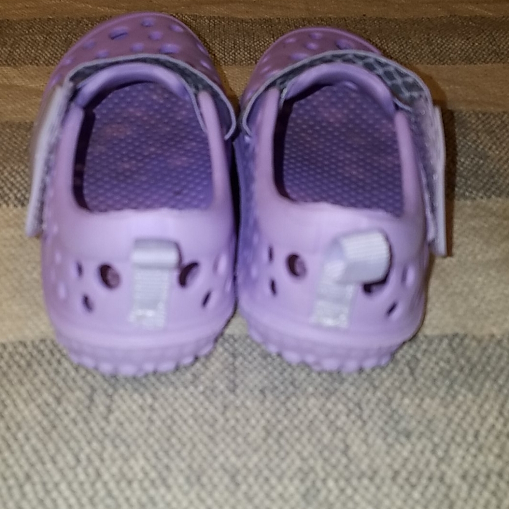 💥 Girls Western Chief Croc Like Shoes - Picture 4 of 5